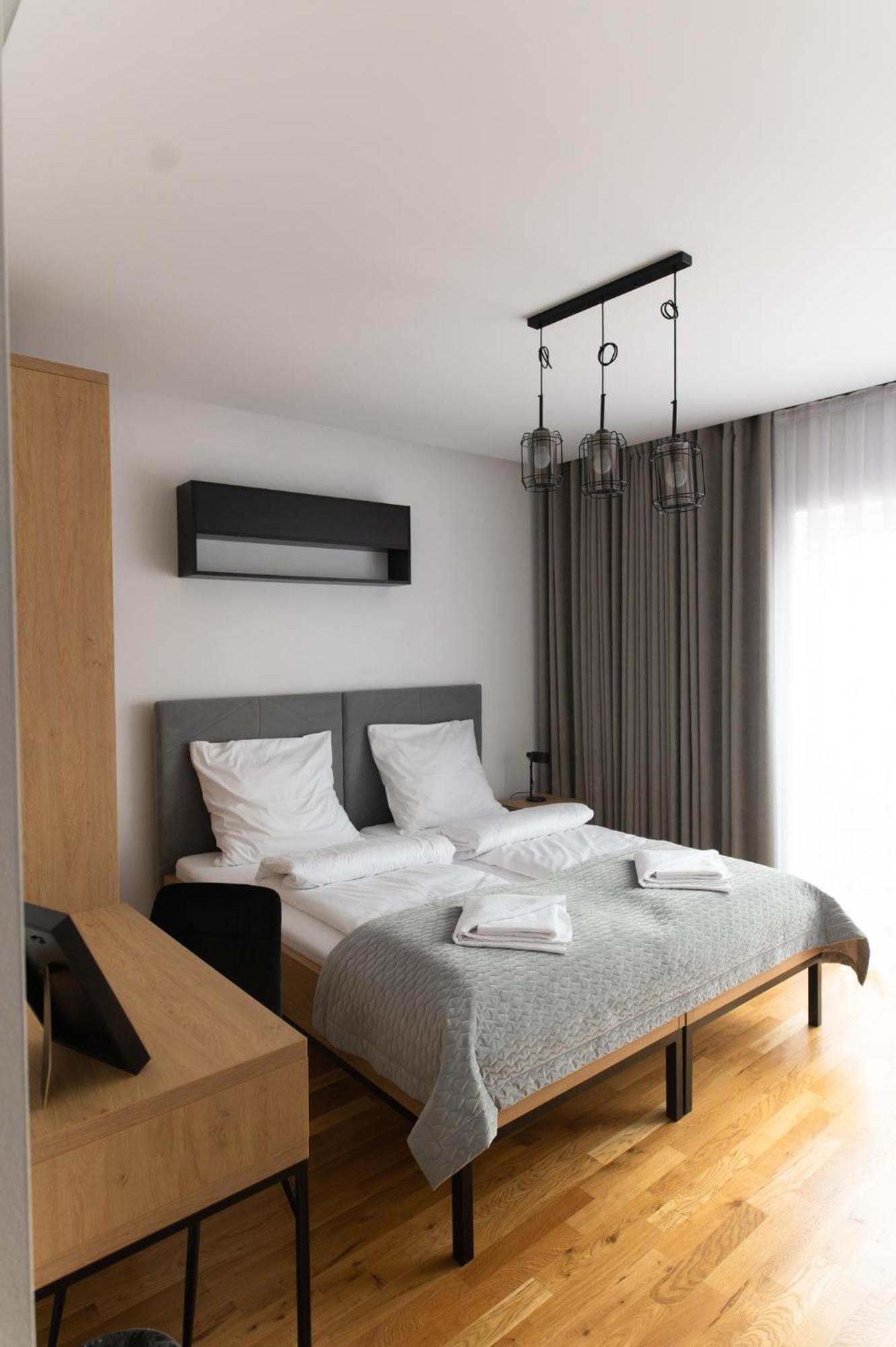 Apartamenty Loftove Wadowice Esterno foto