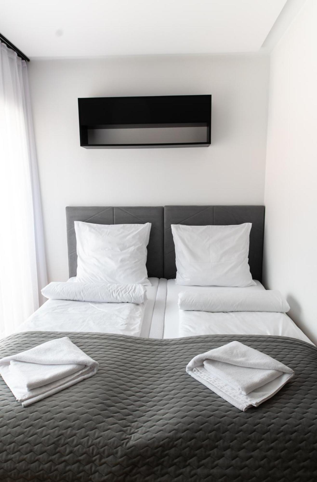 Apartamenty Loftove Wadowice Esterno foto